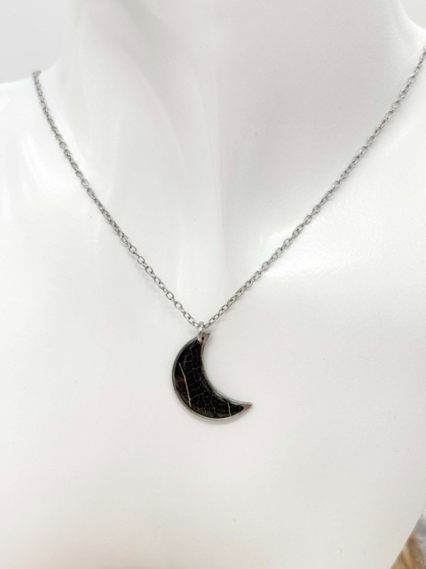Naszyjnik z żywicy Księżyc Czarna Esencja liścia