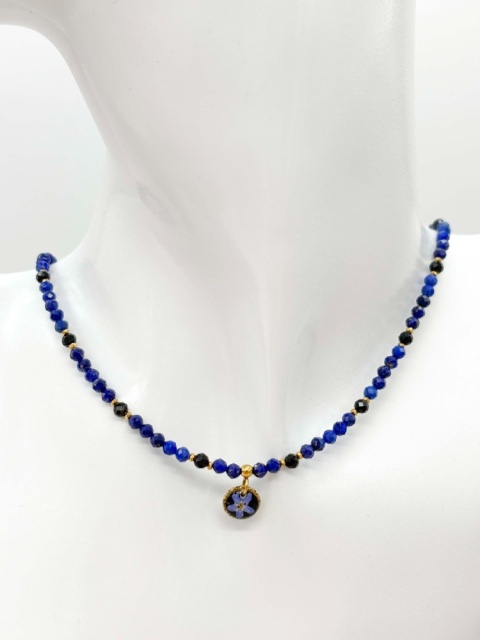 Naszyjnik z żywicy z kamieniami Florastone Niezapominajka, lapis lazuli i turmalin