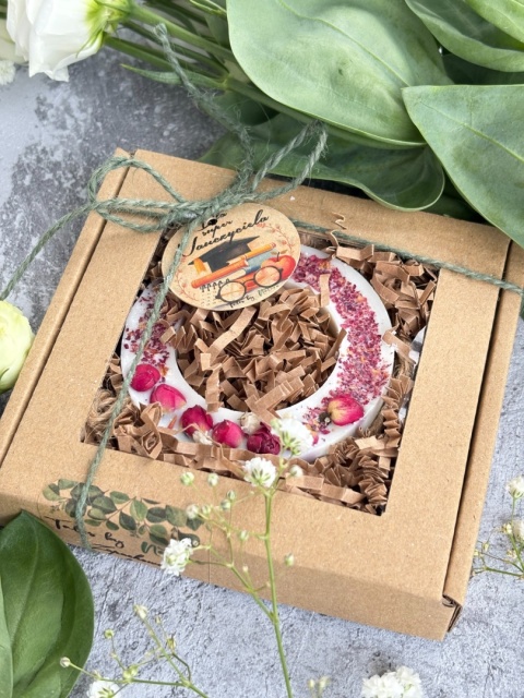Różana naturalna sojowa zawieszka zapachowa super prezent dla nauczyciela bilecik do wyboru Różana naturalna sojowa zawieszka zapachowa super prezent dla nauczyciela bilecik do wyboru