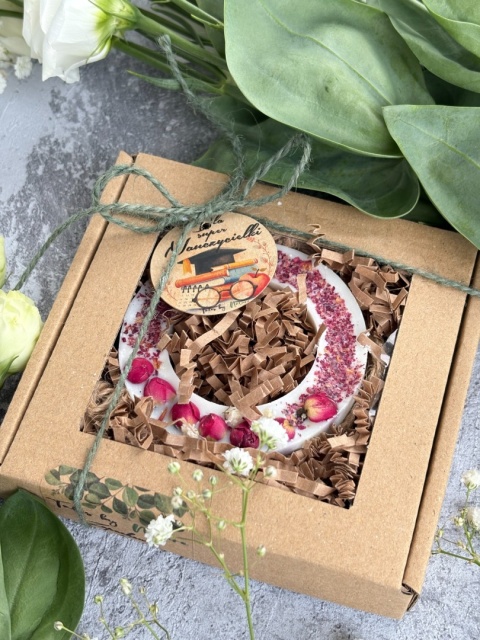 Różana naturalna sojowa zawieszka zapachowa super prezent dla nauczyciela bilecik do wyboru Różana naturalna sojowa zawieszka zapachowa super prezent dla nauczyciela bilecik do wyboru