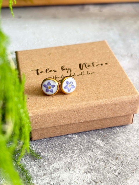 Kolczyki sztyfty Złociste niezapominajki w bieli