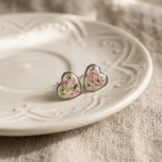Kolczyki sztyfty Serca srebrzysta magia