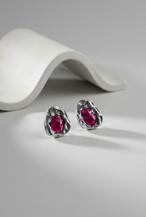 Kolczyki sztyfty z żywicy z zatopionymi kwiatami Rozkwit geometryczne piwonie srebrne