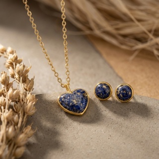 Komplet biżuterii z żywicy Chabry