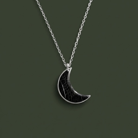 Naszyjnik z żywicy Księżyc Czarna Esencja liścia