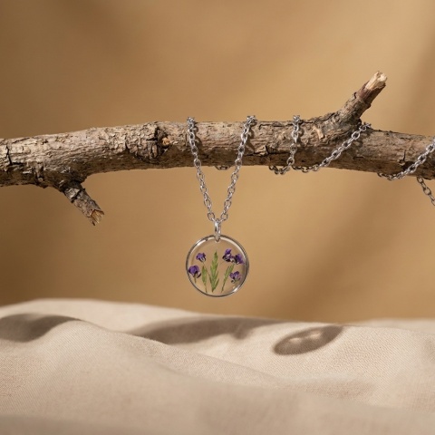 Naszyjnik z żywicy Magiczne smagliczki i paprocie