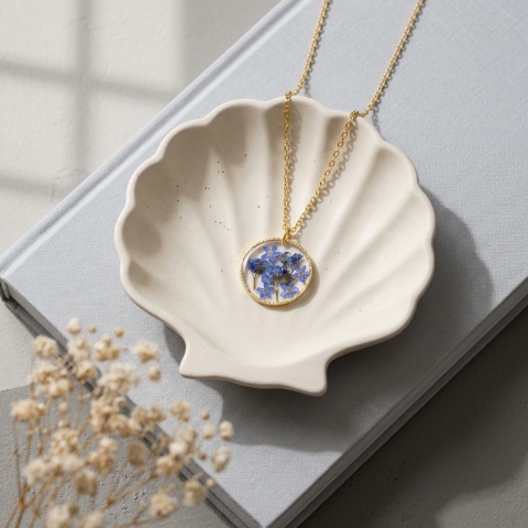 Naszyjnik z żywicy Maksi Niezapominajki złociste