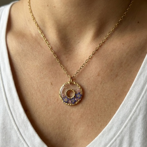 Naszyjnik z żywicy Złociste Niezapominajki Glamour 2