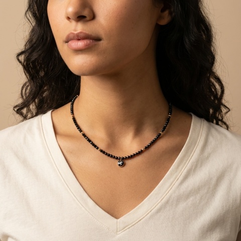 Naszyjnik z żywicy z kamieniami Florastone Dzika marchew i czarny turmalin