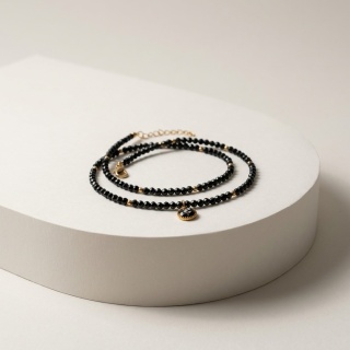 Naszyjnik z żywicy z kamieniami Florastone Dzika marchew i czarny turmalin