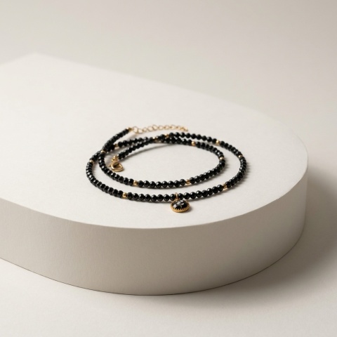 Naszyjnik z żywicy z kamieniami Florastone Dzika marchew i czarny turmalin