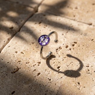 Pierścionek z żywicy regulowany Dzika marchew fiolet