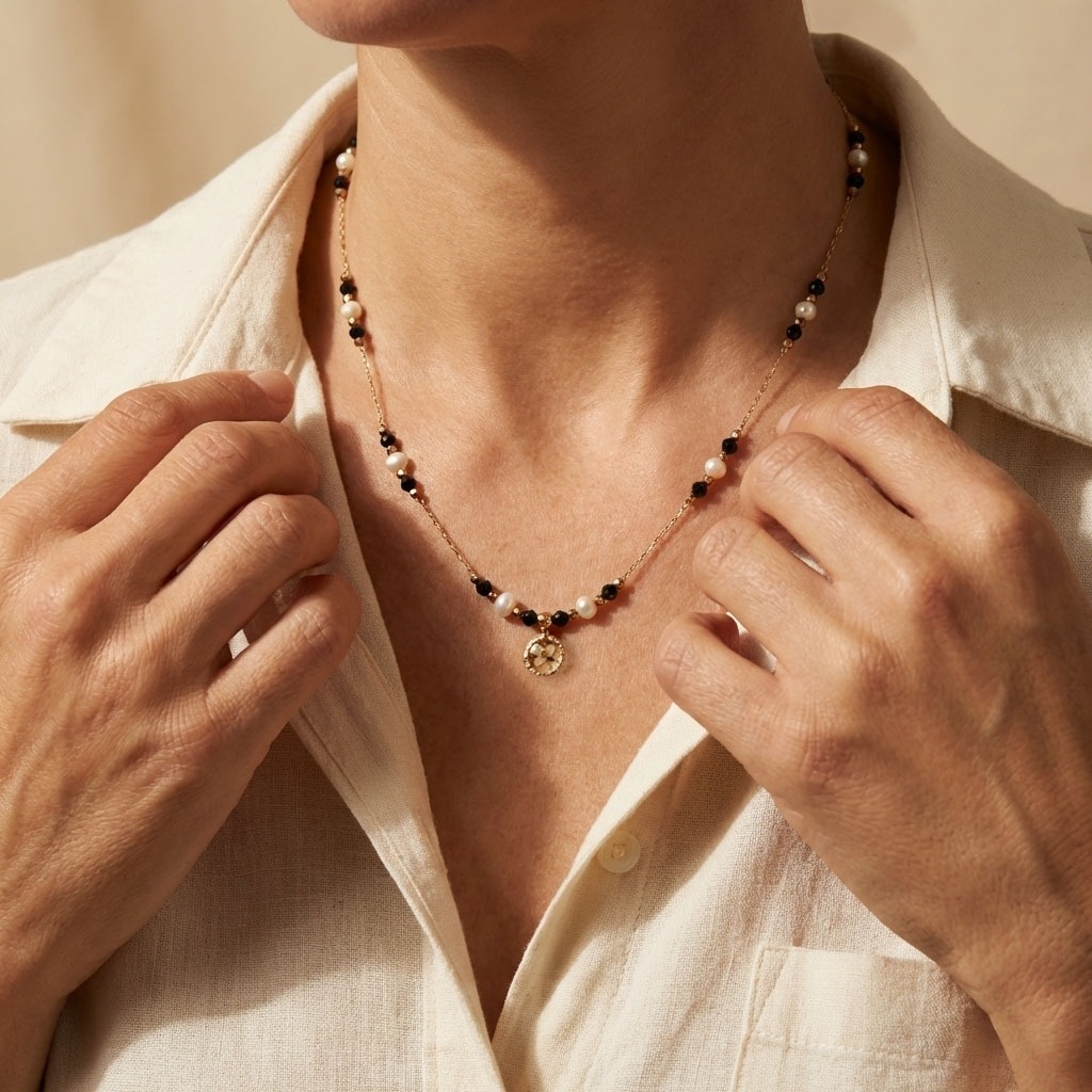 Kolekcja Aura – naszyjniki z kamieni naturalnych i kwiatów w żywicy tworzone ręcznie we Wrocławiu